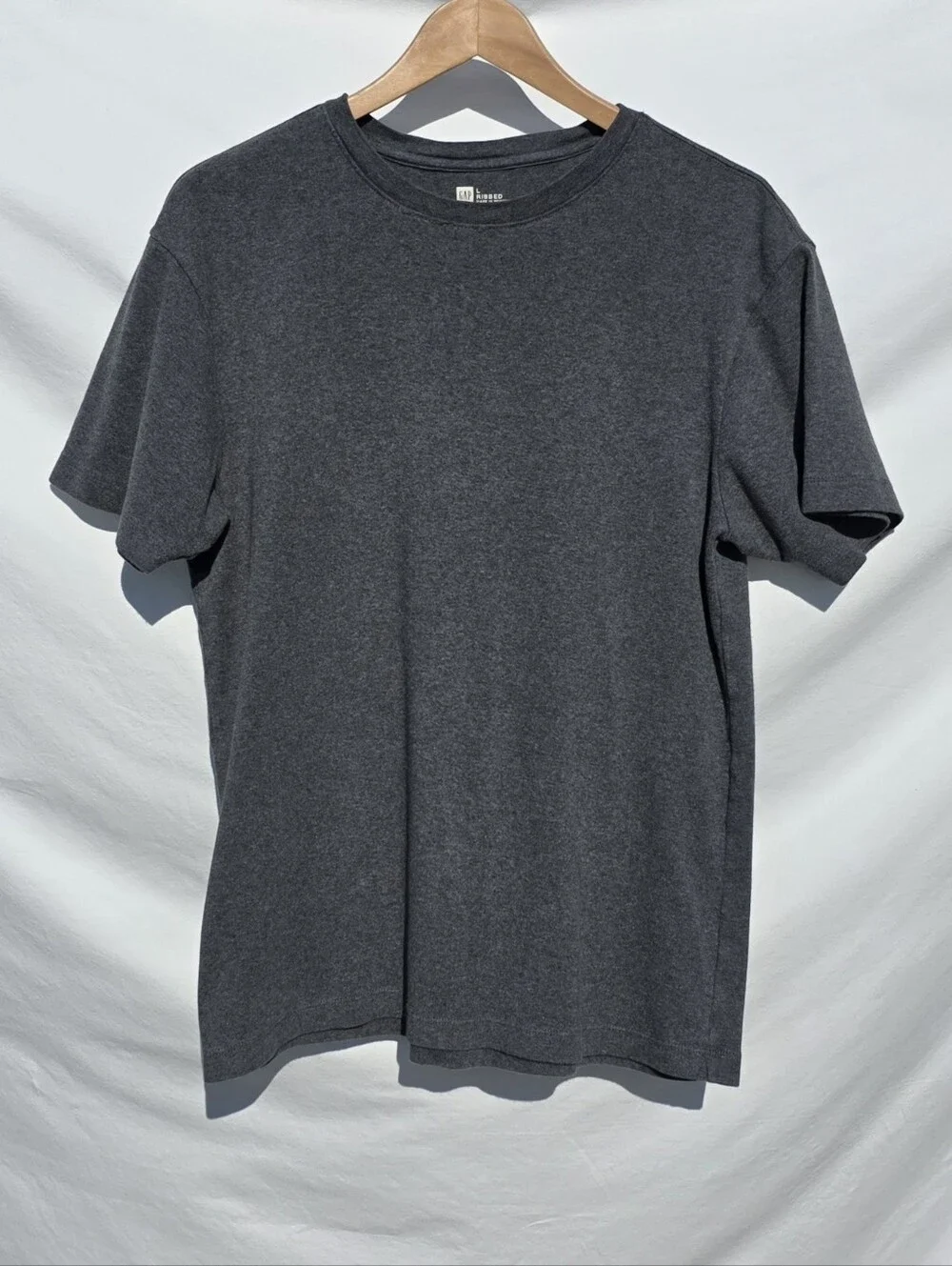 GAP Size L Men's Ribbed Crewneck Tee - Charcoal Gray